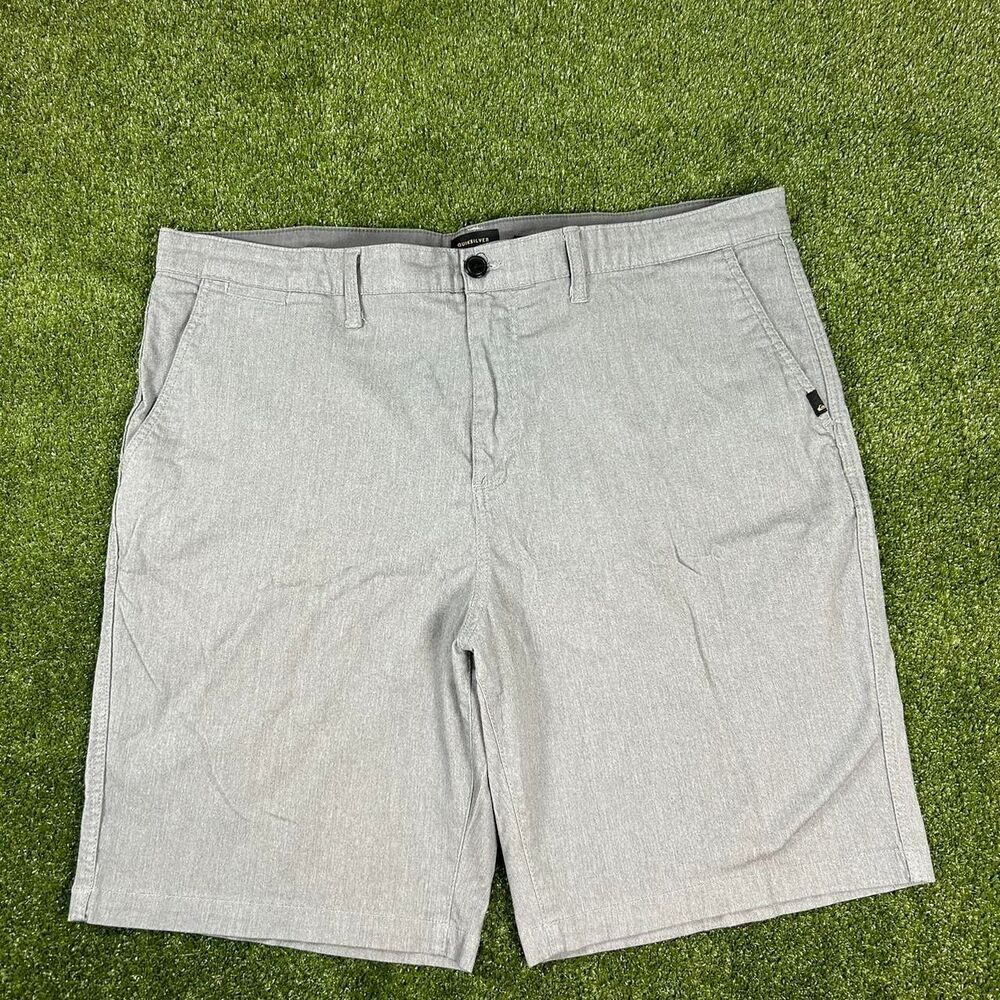 Quiksilver Men's Grey Shorts